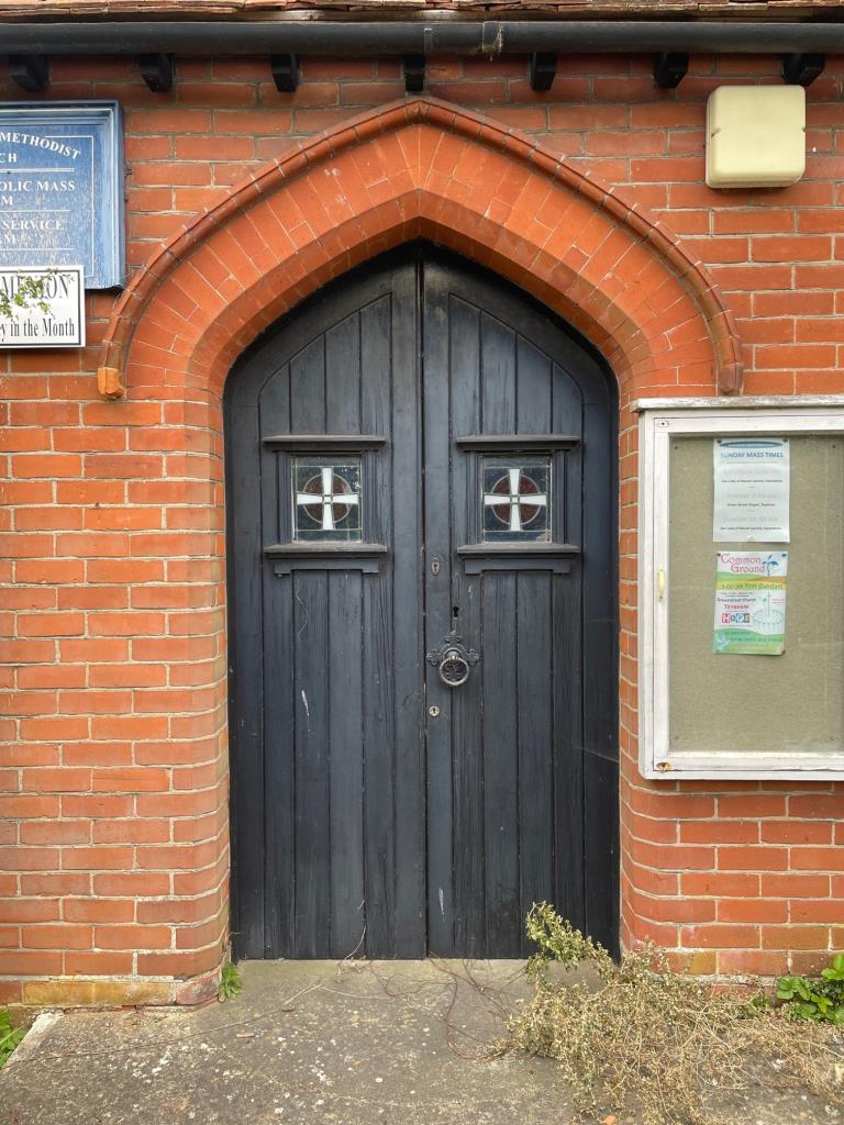Lot: 108 - METHODIST CHAPEL WITH POTENTIAL -